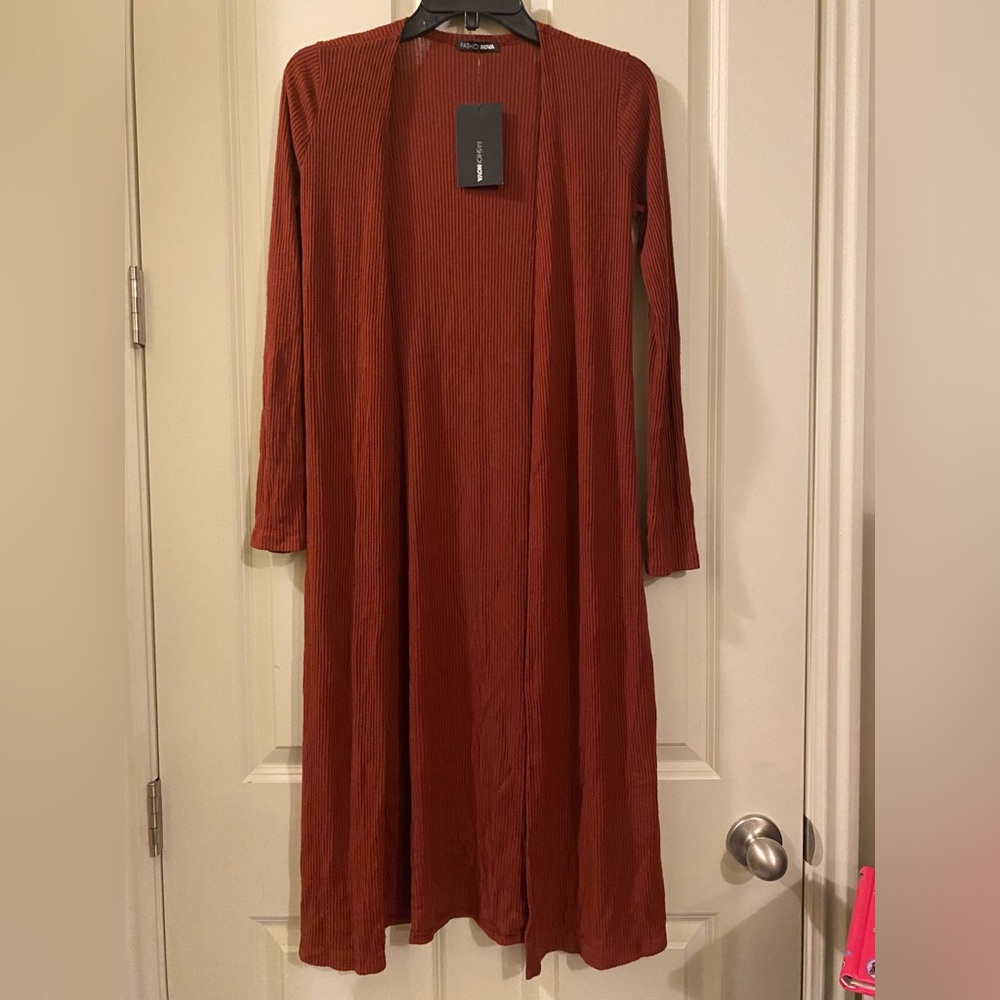 NWT Fashion nova cardigan burgundy color and XS